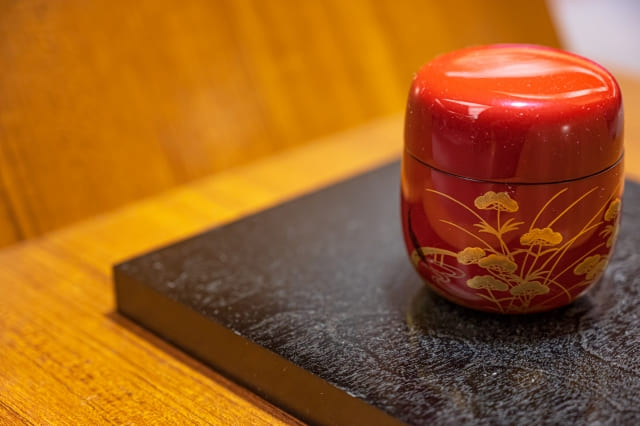 Urushinuri : Introducing Japanese Lacquerware